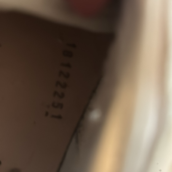 Golden goose hi star D2 white gold lilac worn once ! - Picture 9 of 12